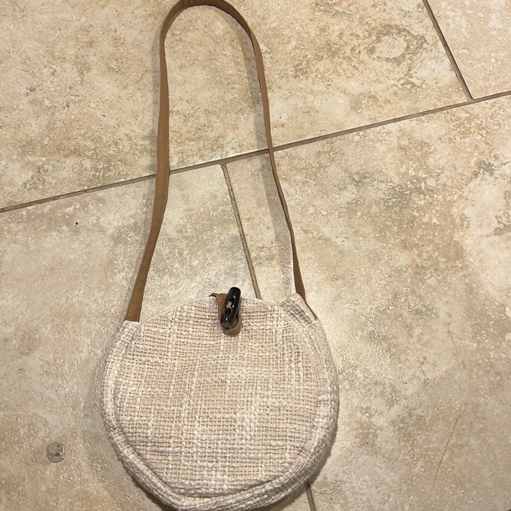 Kids play purse color brown and beige